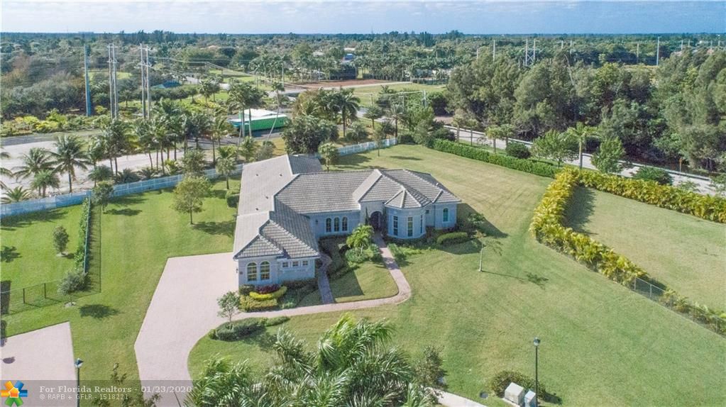 STERLING RANCH 7 properties for sale, Davie,33314 FL. Boca Agency