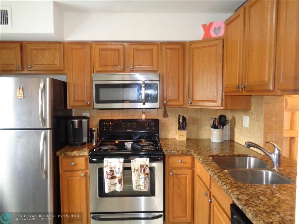 FOREST 111 properties for sale, Boynton Beach,33435 FL. Boca Agency