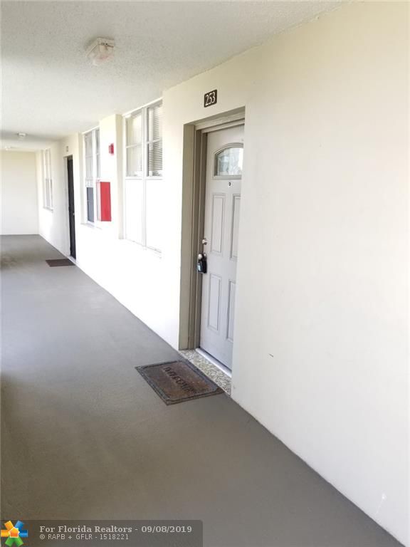 CYPRESS CHASE 21 properties for sale, Lauderdale Lakes,33313 FL. Boca