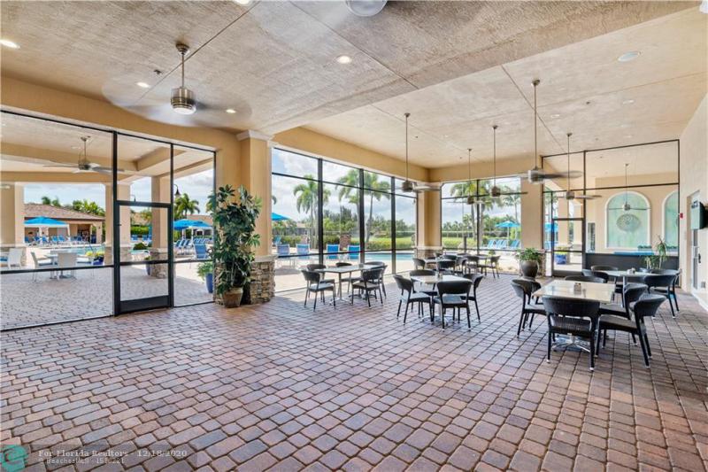 3/2 in Villaggio Reserve for sale 544,900