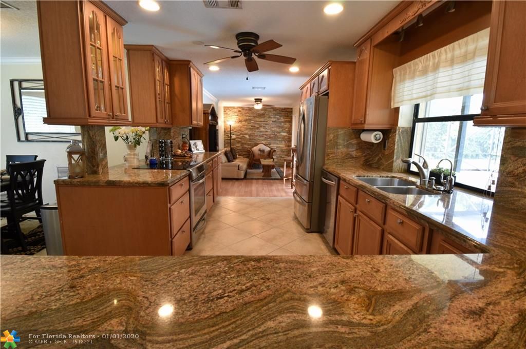 PLANTATION PARK 15 properties for sale, Plantation,33317 FL. Boca