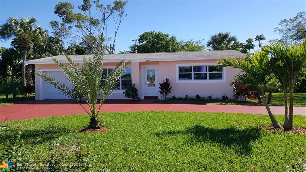 LAKE OSBORNE HEIGHTS 3 properties for sale, Lake Worth,33461 FL. Boca Agency Real Estate.