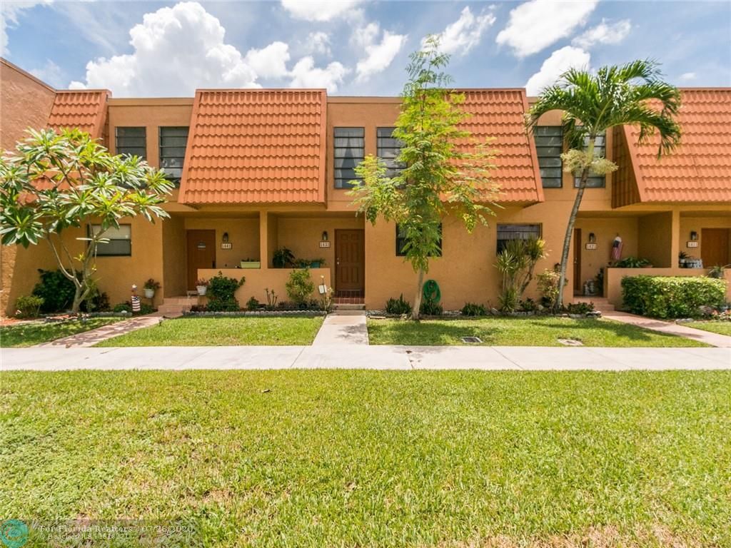 WESTVIEW 9 properties for sale, Pembroke Pines,33024 FL. Boca Agency