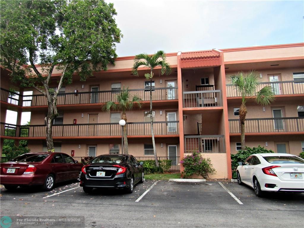 holiday springs village 18 properties for sale, Margate,33063 FL