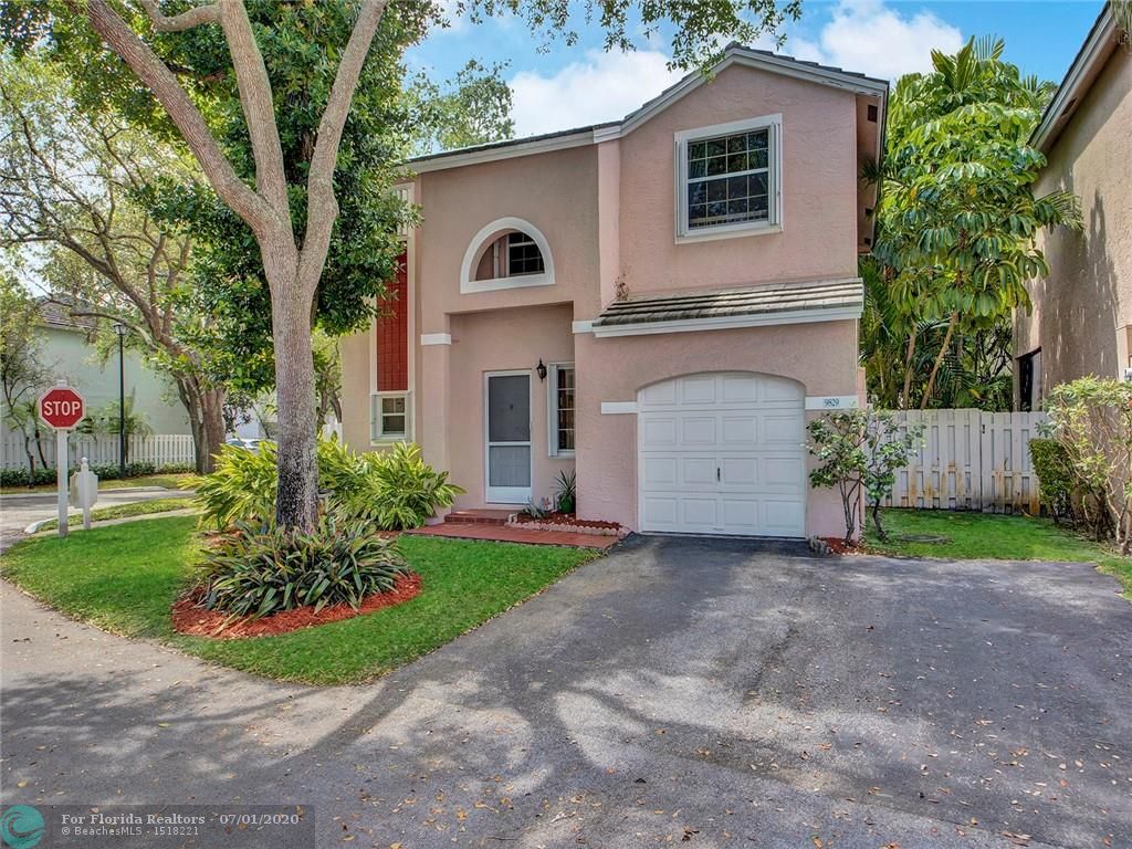 QUATRAINE 2 properties for sale, Miami,33179 FL. Boca Agency Real Estate.