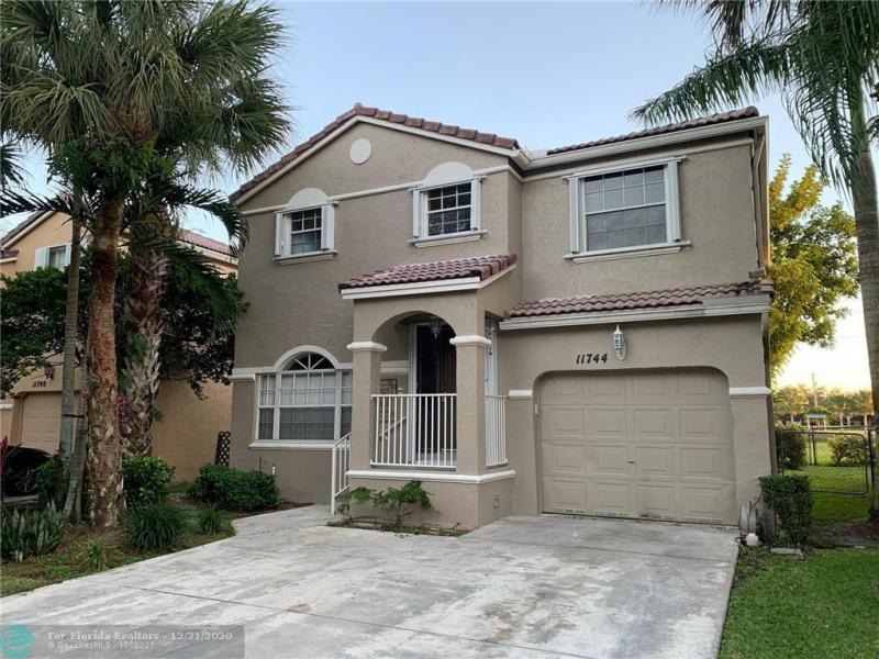 WEST GLEN 2 properties for sale, Coral Springs,33071 FL. Boca Agency