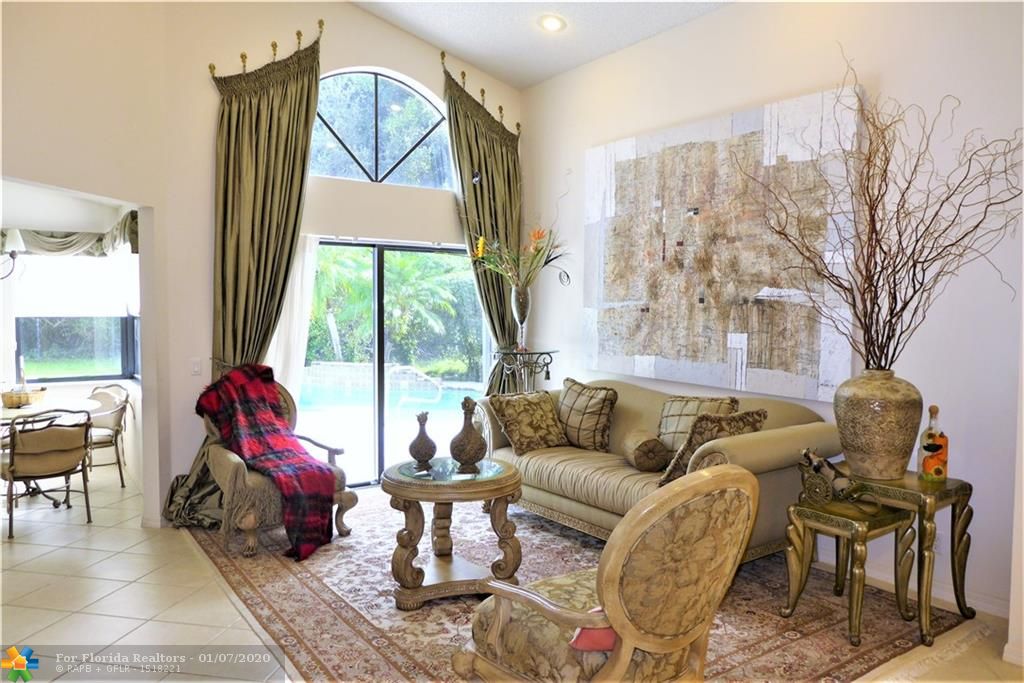 FOREST RIDGE 14 properties for sale, Davie,33328 FL. Boca Agency Real