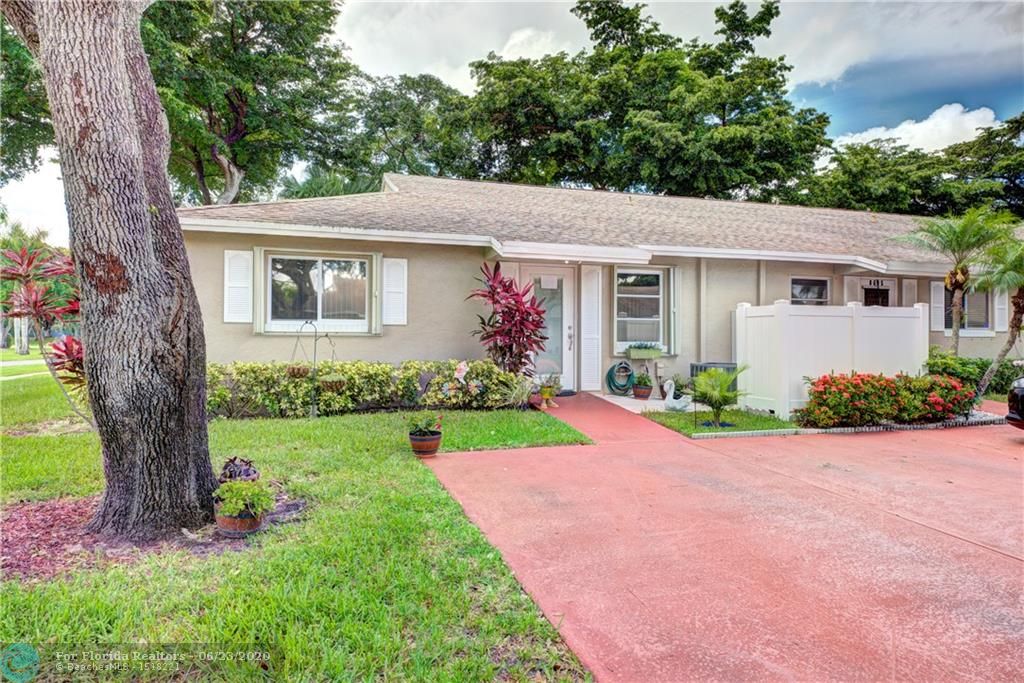 WHISPER 40 properties for sale, Lake Worth,33460 FL. Boca Agency Real