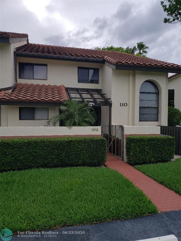 3/2 in Palm Chase Lakes for sale 179,900