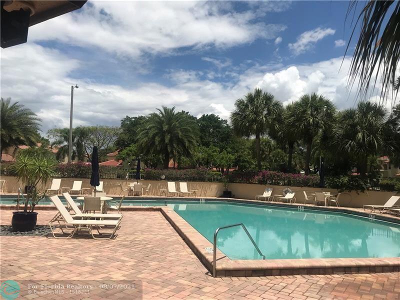 2/2 in The Lakes at Deer Creek for sale 309,000