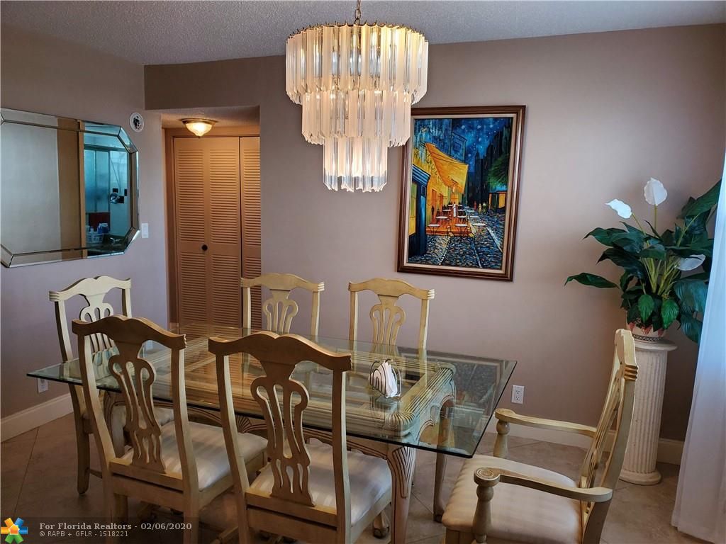 TOPAZ 7 properties for sale, Lauderdale Lakes,33319 FL. Boca Agency