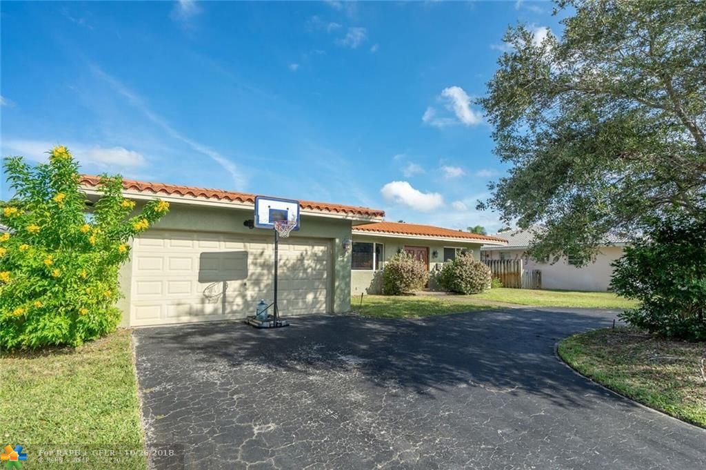 Emerald Hills 32 properties for sale, Hollywood,33021 FL. Boca Agency