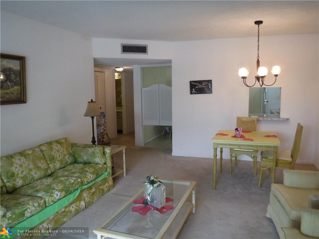 CASTLE GARDENS 8 properties for sale, Lauderhill,33313 FL. Boca Agency Real Estate.