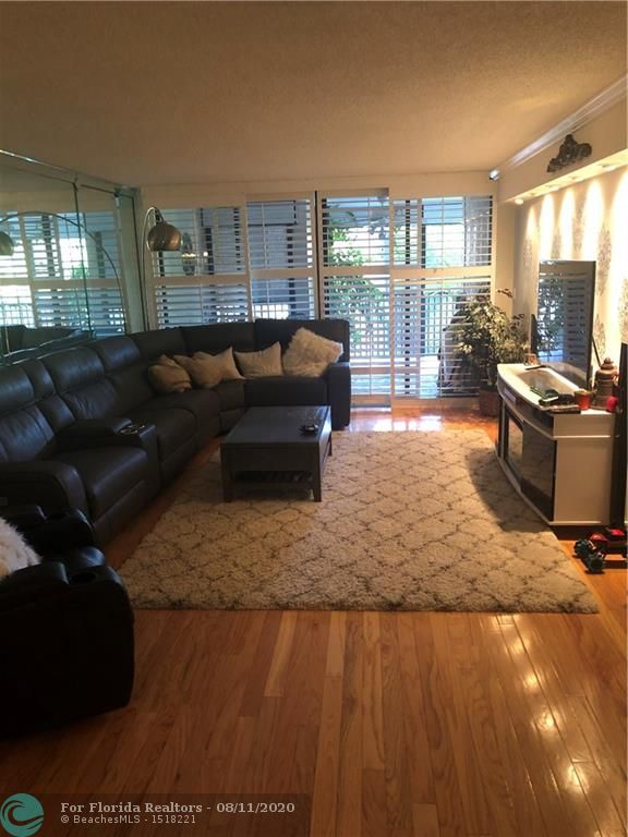 GRANDVIEW 11 properties for sale, Hollywood,33021 FL. Boca Agency