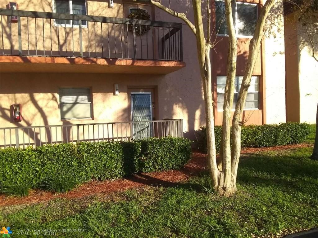 HOLIDAY SPRINGS 28 properties for sale, Margate,33063 FL. Boca Agency