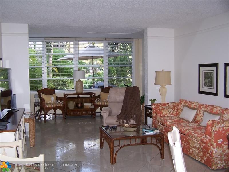CYPRESS CHASE 32 properties for sale, Lauderdale Lakes,33313 FL. Boca