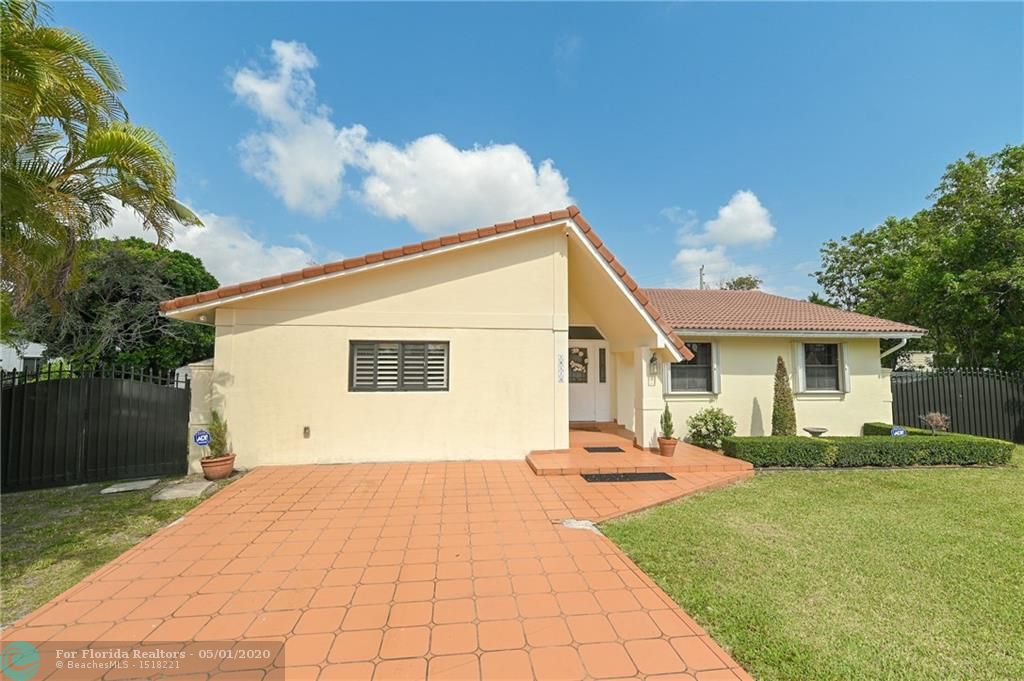 CALUSA 8 properties for sale, Miami,33186 FL. Boca Agency Real Estate.