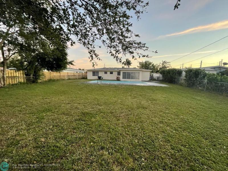 LLOYD ESTATES 7 properties for sale, Oakland Park,33309 FL. Boca Agency Real Estate.