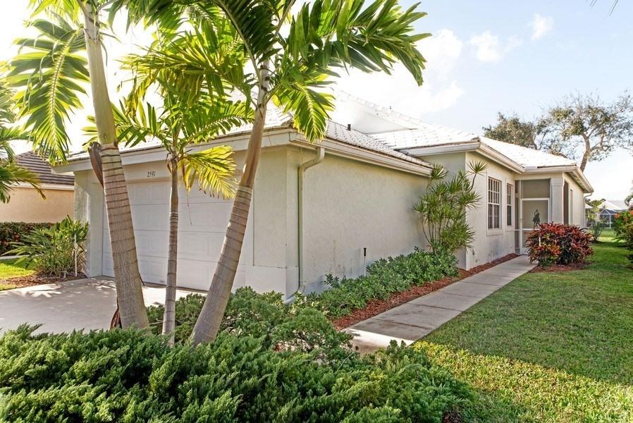 LAKEFIELD 12 properties for sale, Wellington,33414 FL. Boca Agency