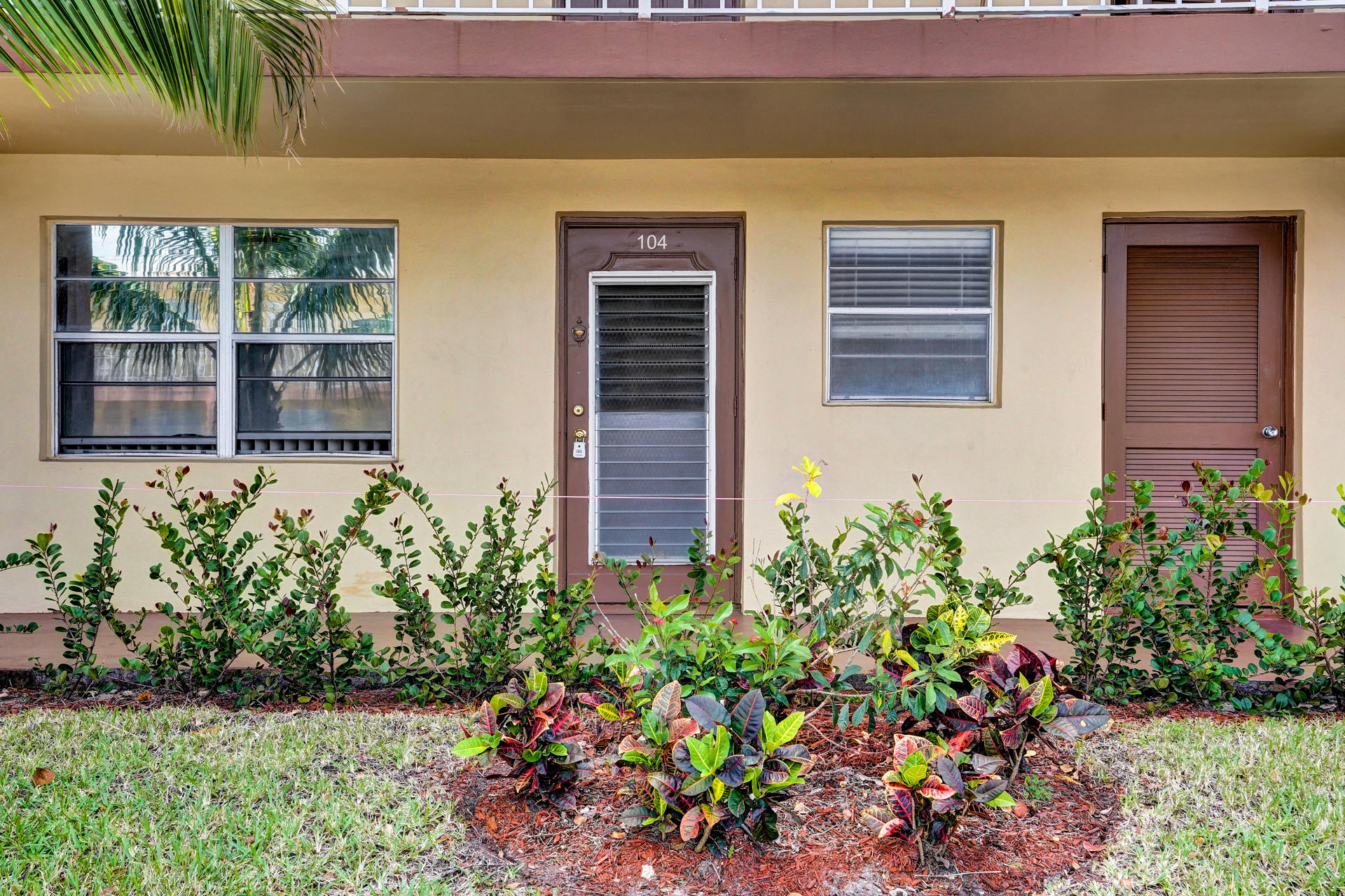 oriole gard 36 properties for sale, Margate,33063 FL. Boca Agency