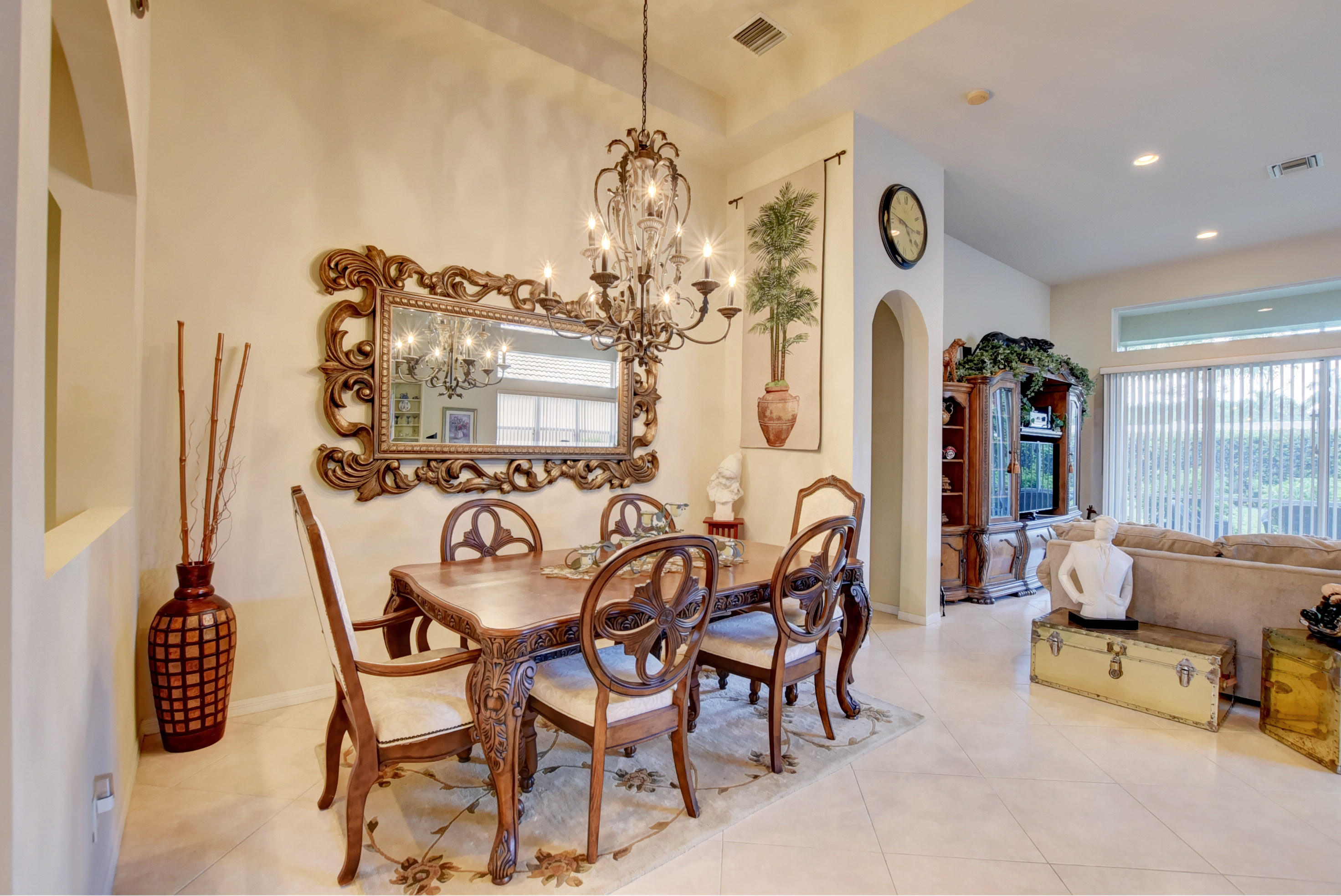 3/2 in Mizner Falls for sale 314,900