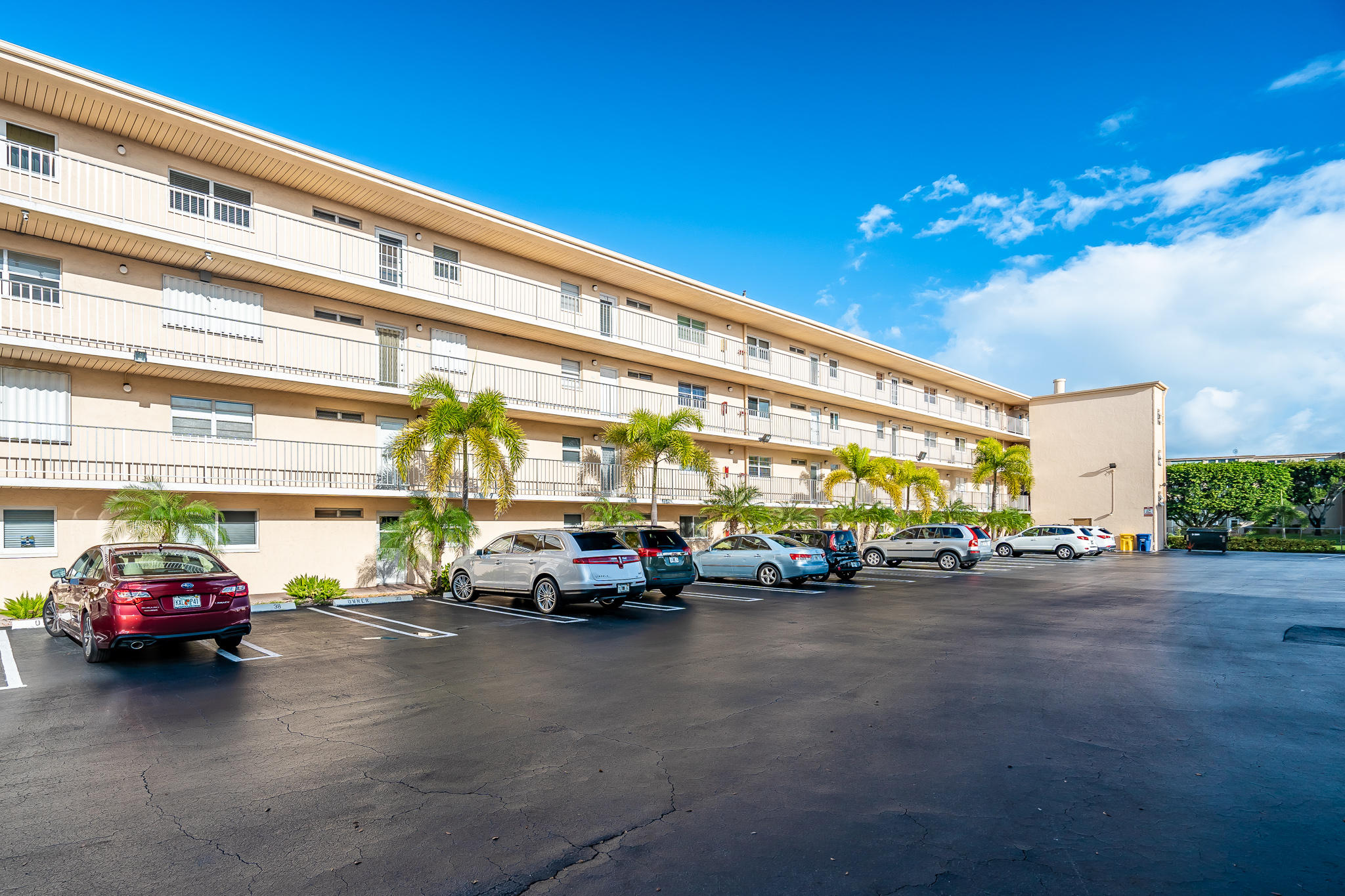 VILLAGE ROYALE 19 properties for sale, Boynton Beach,33435 FL. Boca