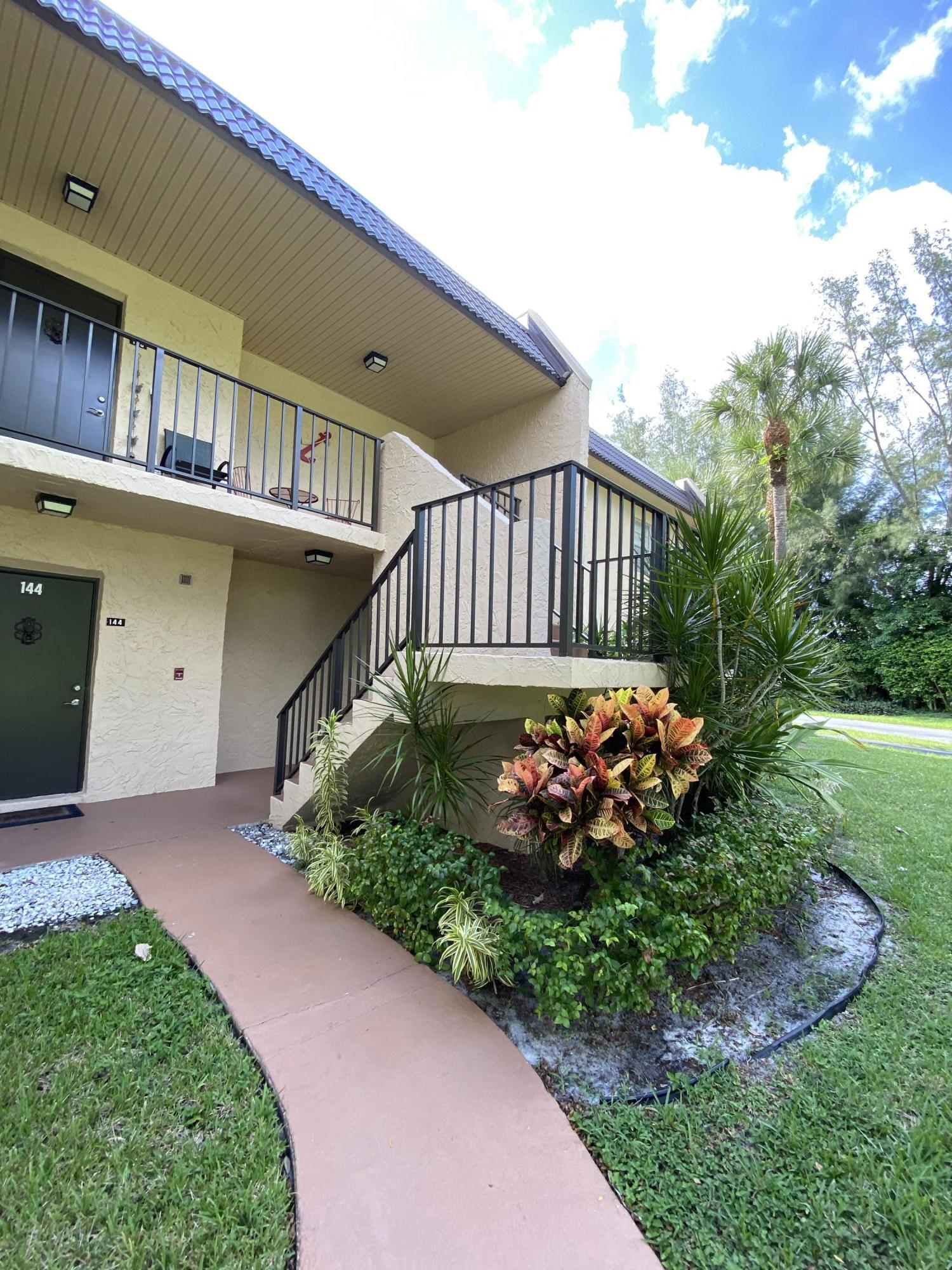 Golden Lakes Villa 26 properties for sale, West Palm Beach,33411 FL