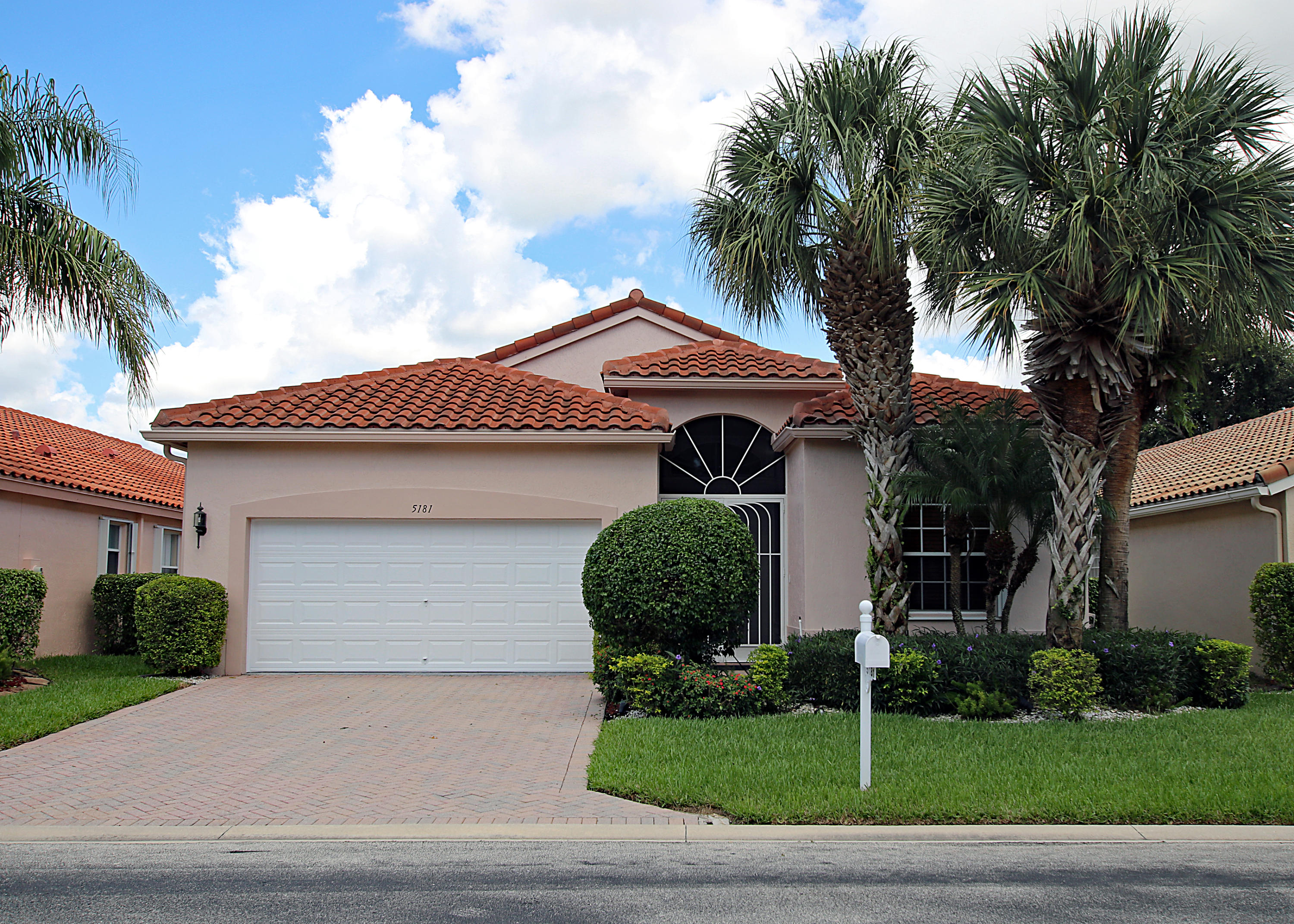 Cascade 18 properties for sale, Boynton Beach,33437 FL. Boca Agency