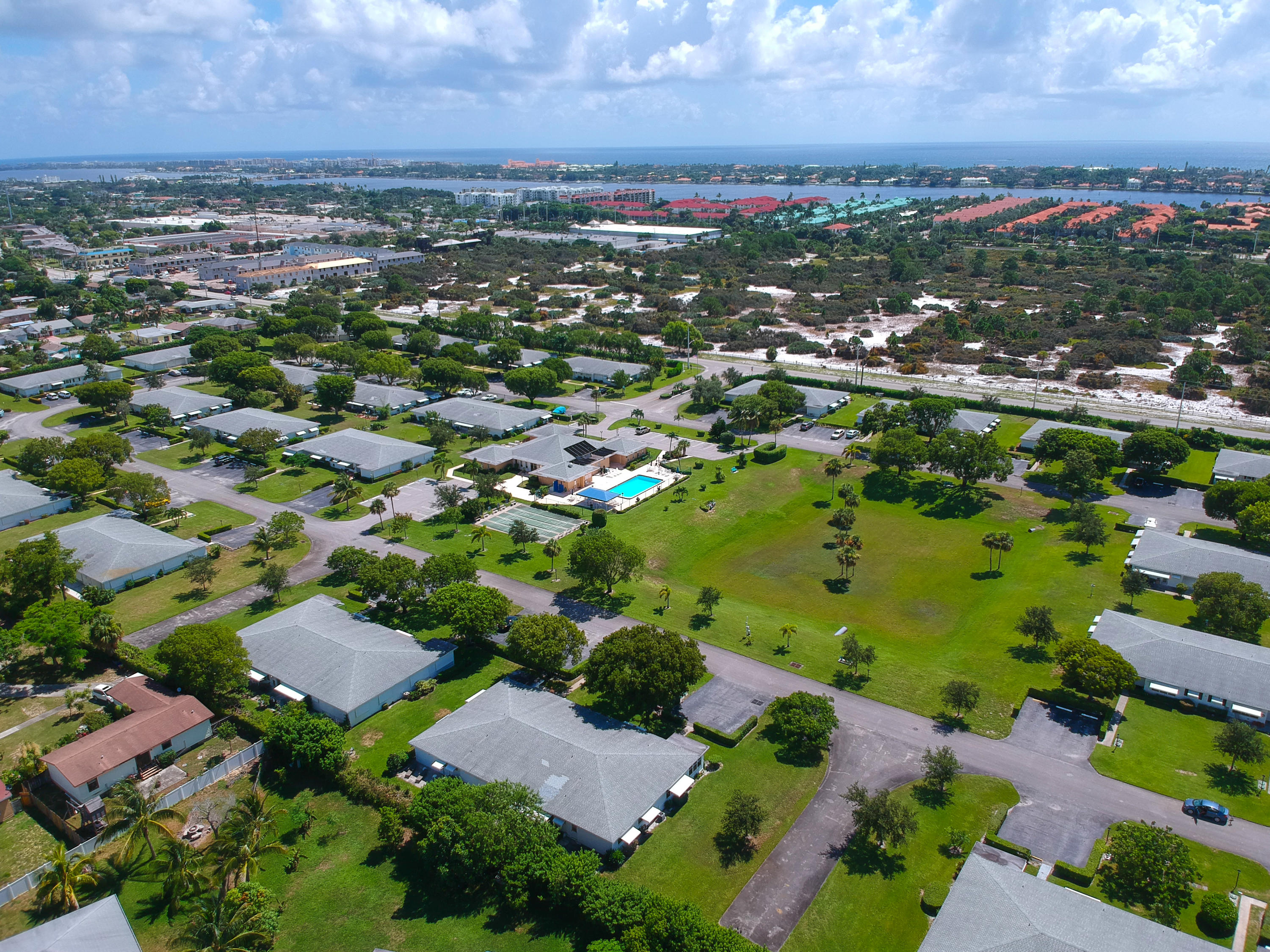 POINTE OVERLOOK CONDO 2 properties for sale, Lantana,33462 FL. Boca