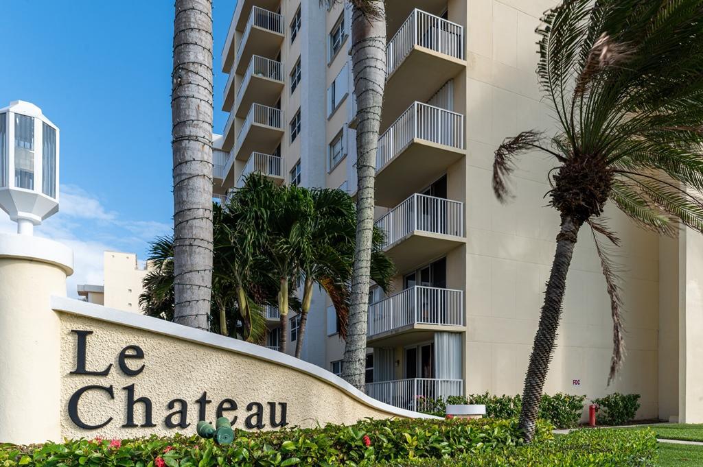 LE CHATEAU ROYAL CONDO 5 properties for sale, South Palm Beach,33480 FL. Boca Agency Real Estate.