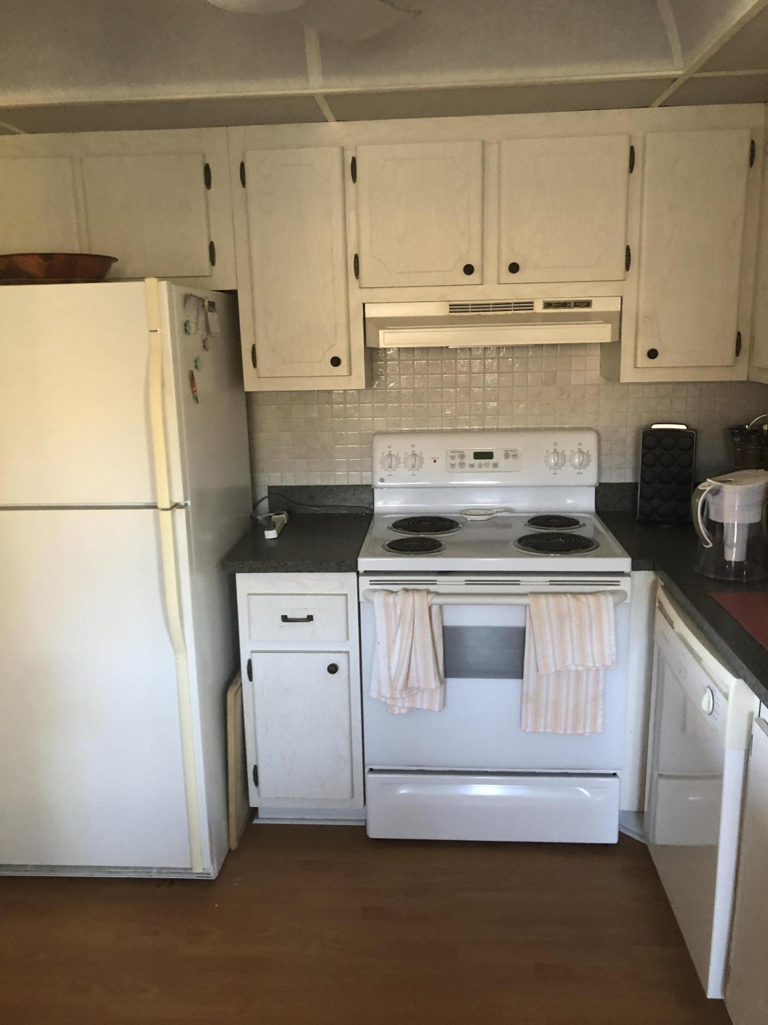 Kings Point Flanders 15 properties for sale, Delray Beach,33484 FL. Boca Agency Real Estate.