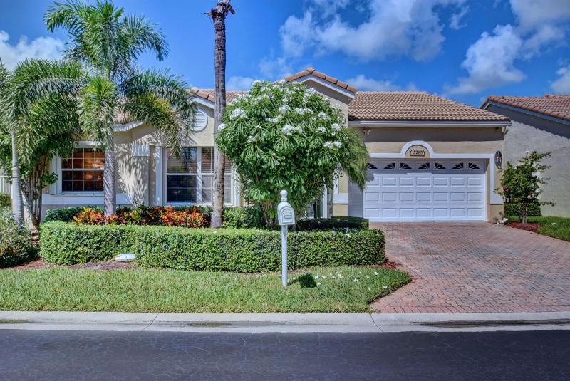 Boca Country Club 8 properties for sale, Boca Raton,33487 FL. Boca