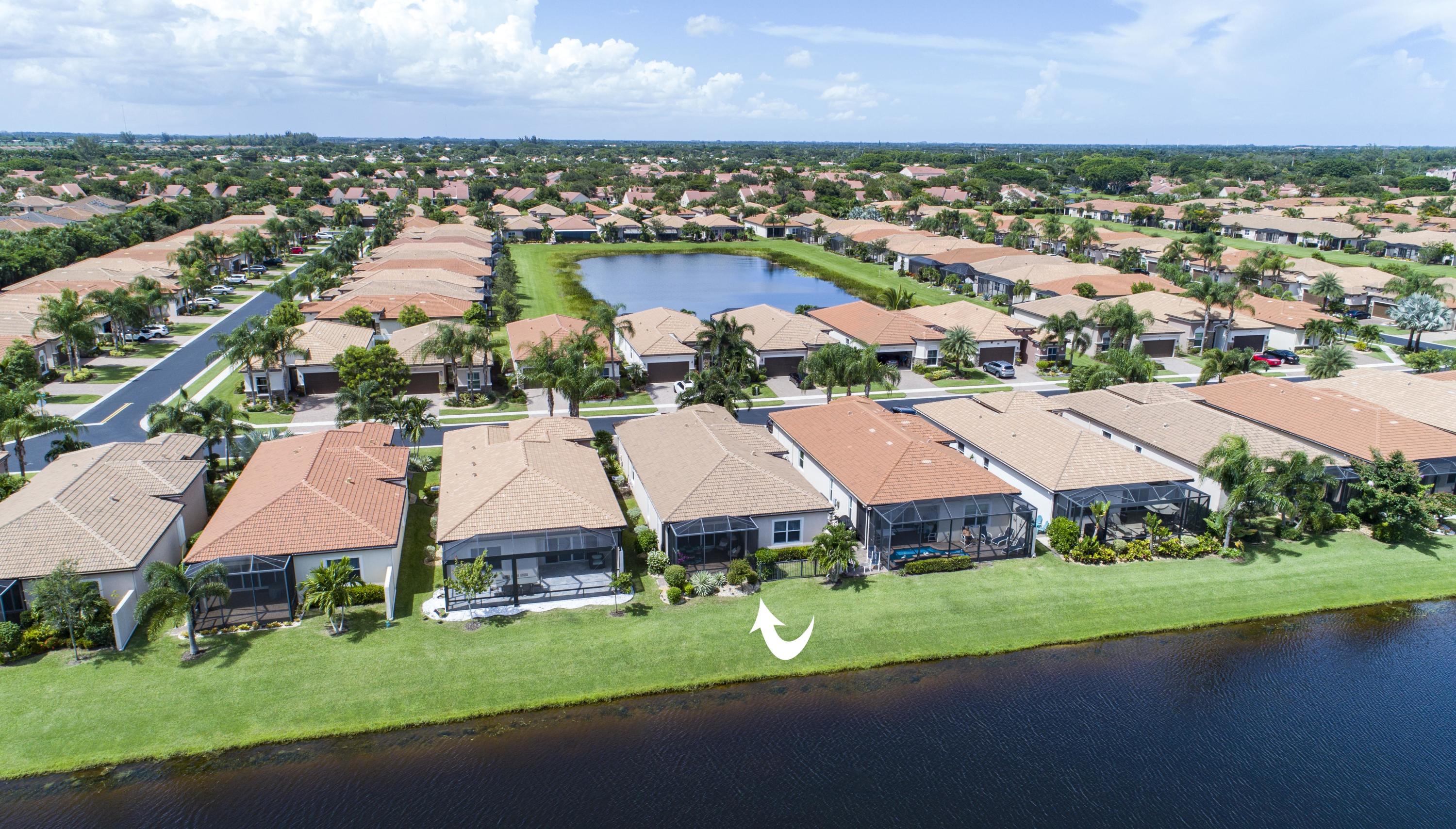 2/2 in Villaggio Reserve for sale 584,500