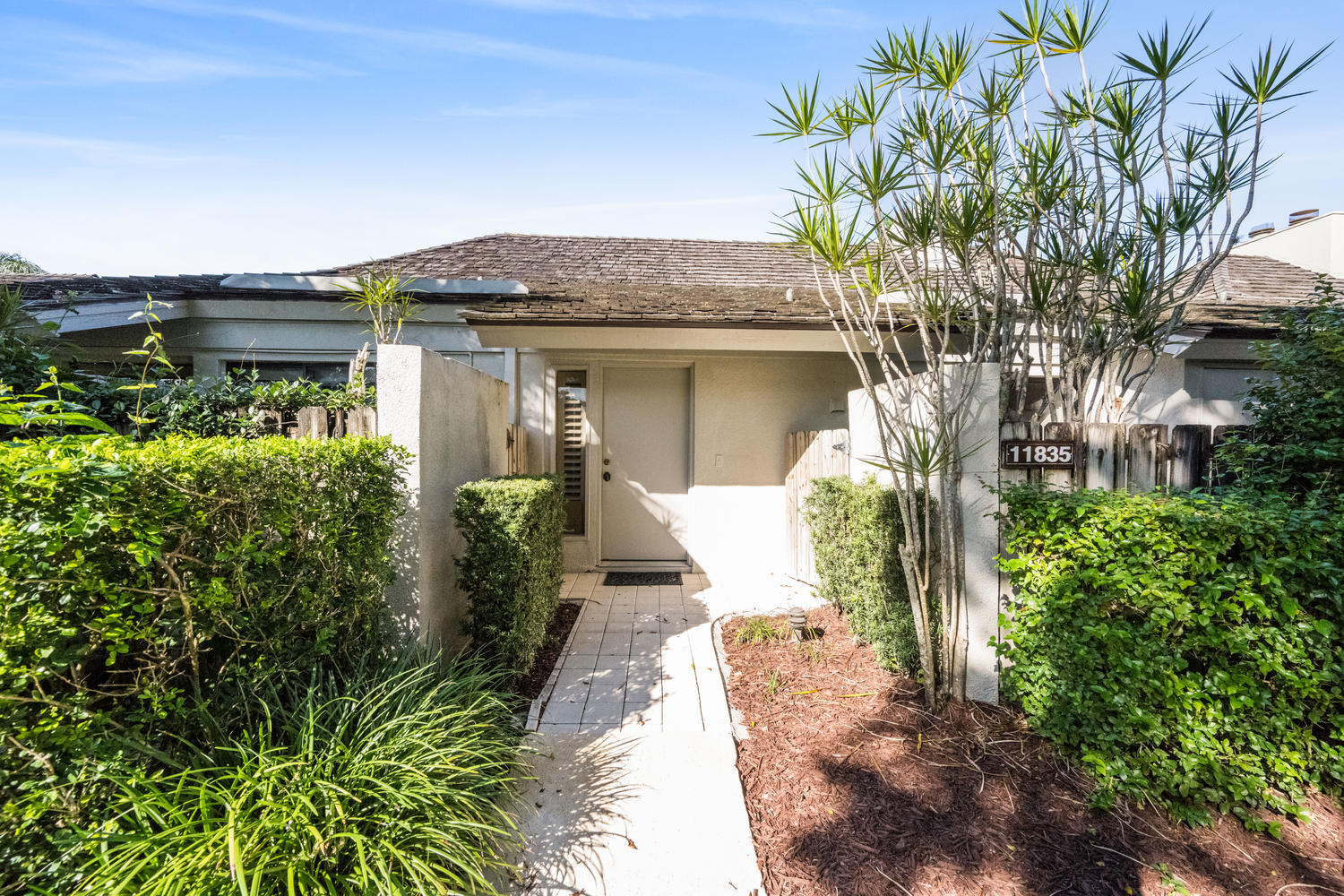 WIMBLEDON 14 properties for sale, Lauderhill,33313 FL. Boca Agency