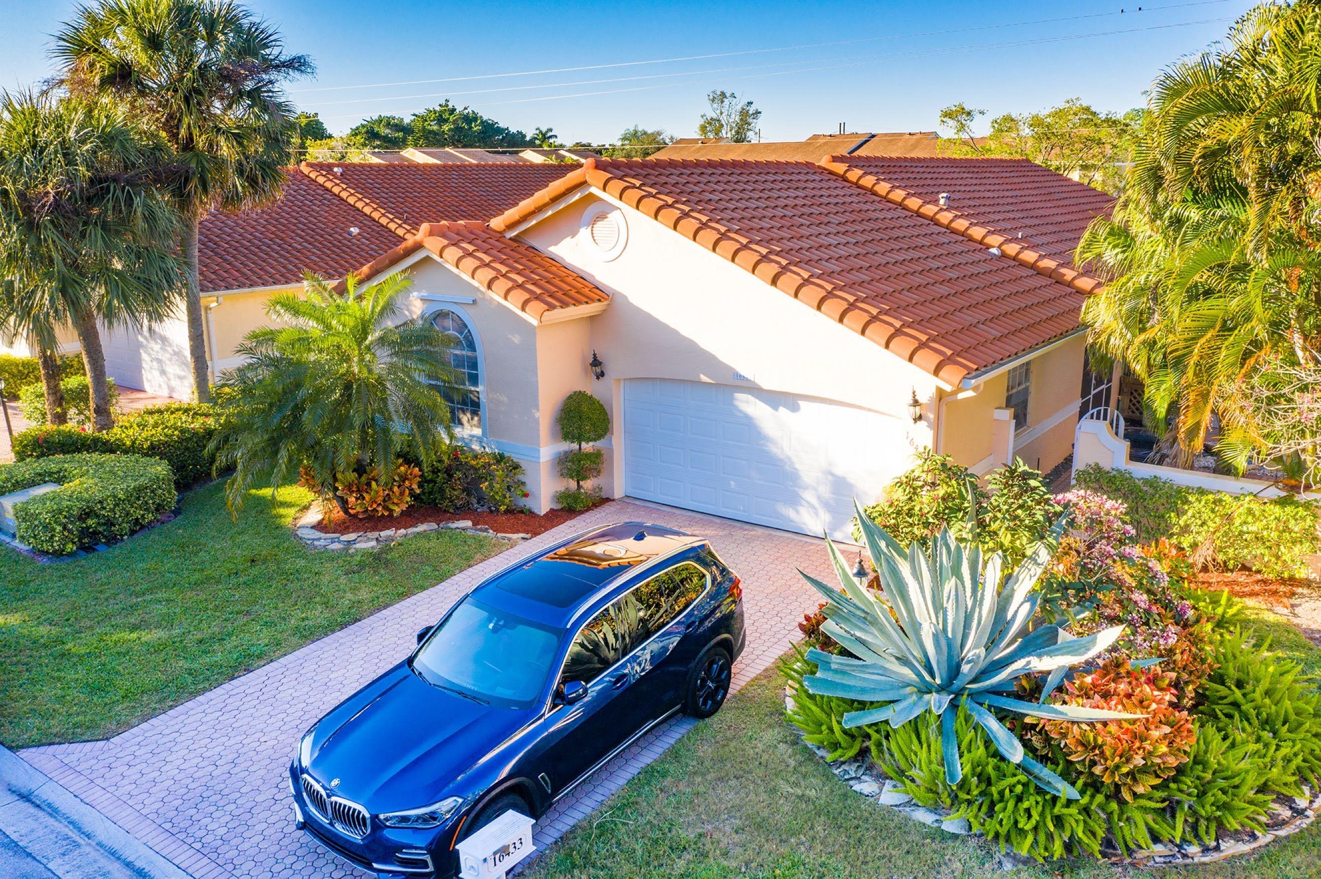 LA CASA 1 2 properties for sale, Delray Beach,33484 FL. Boca Agency