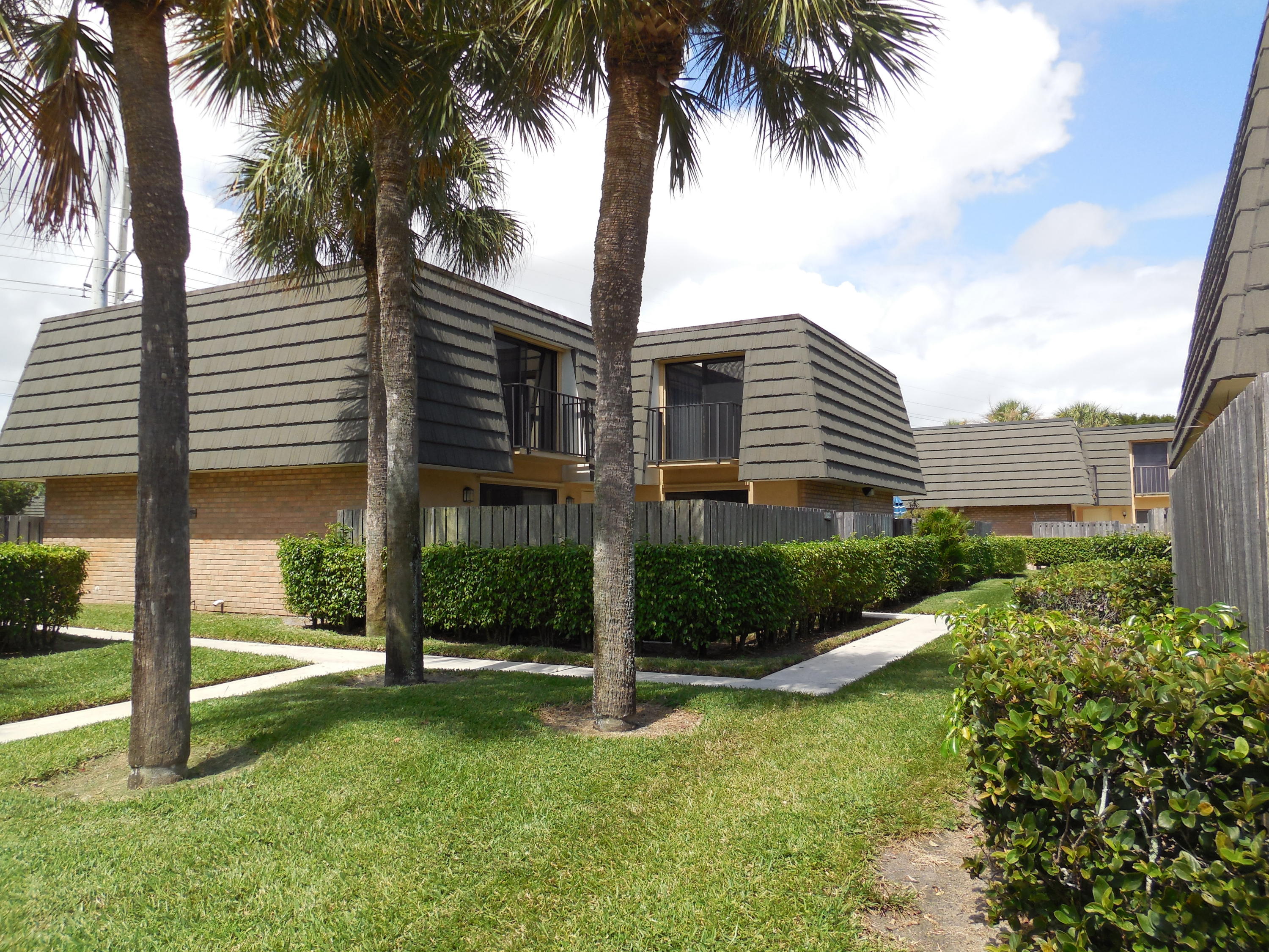 SANDALWOOD 27 properties for sale, West Palm Beach,33409 FL. Boca