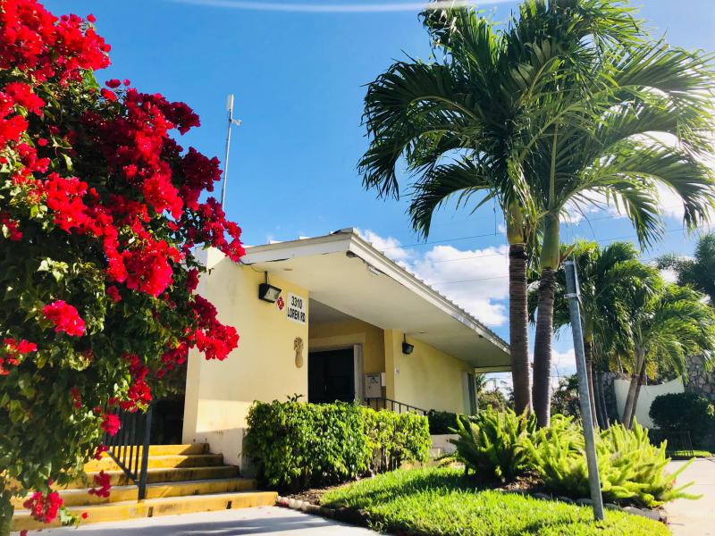 PINE POINT VILLAS 5 properties for sale, Boynton Beach,33435 FL. Boca Agency Real Estate.