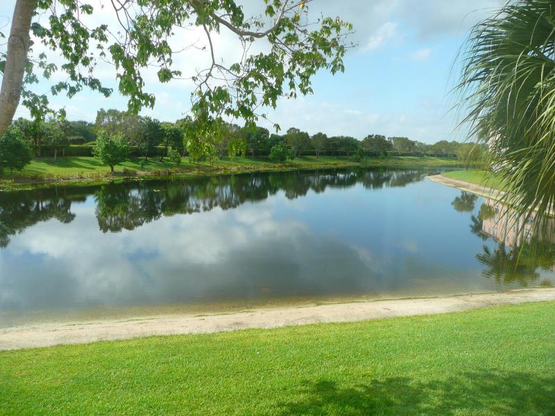 3/2 in Regal Shores at Coral Lakes for sale 229,900