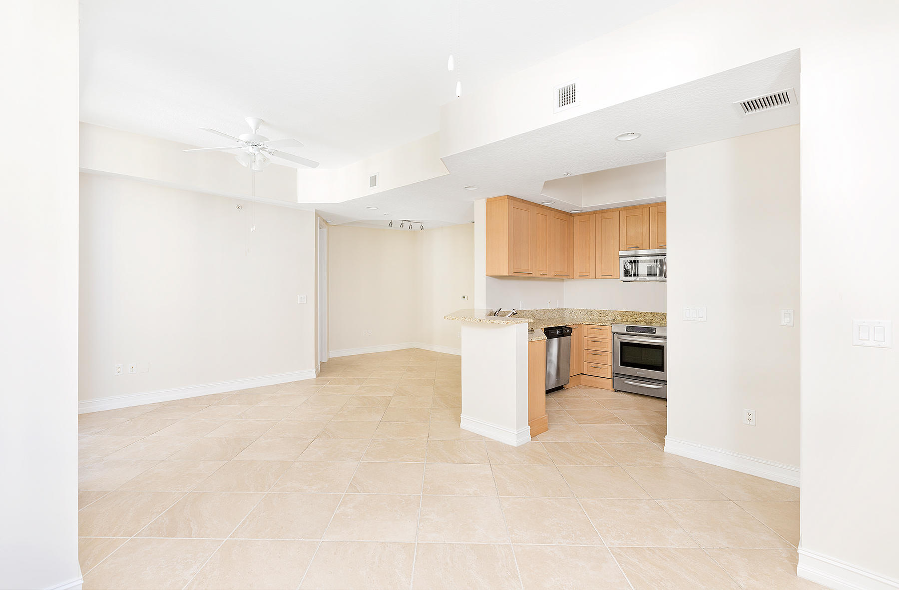 TWO CITY PLAZA 19 properties for sale, West Palm Beach,33401 FL. Boca Agency Real Estate.