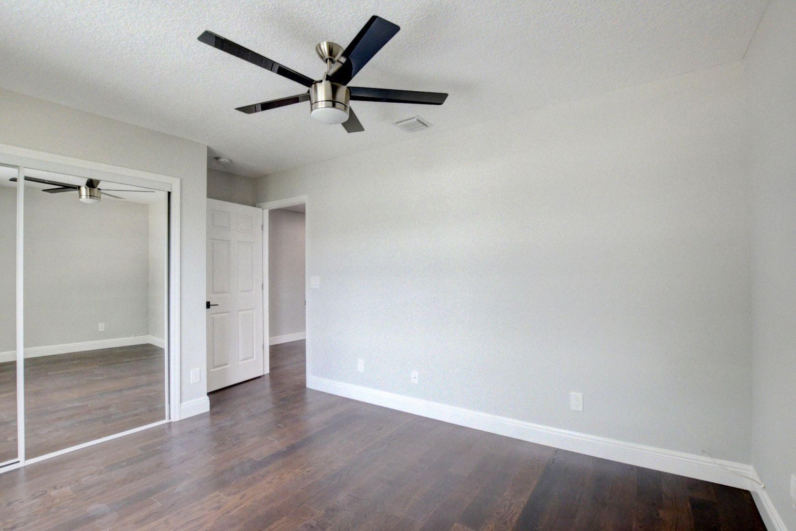 4/2.1 in Lakefield North & South at Lakefield North & Lakefield South