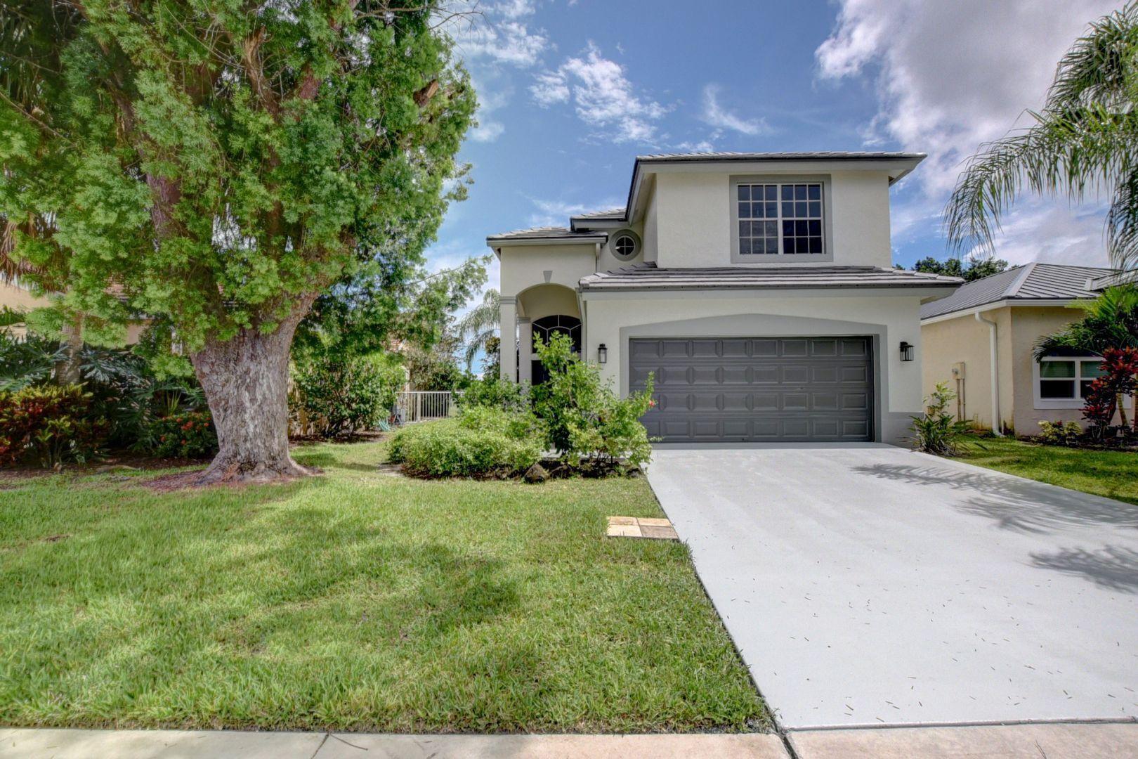 4/2.1 in Lakefield North & South at Lakefield North & Lakefield South