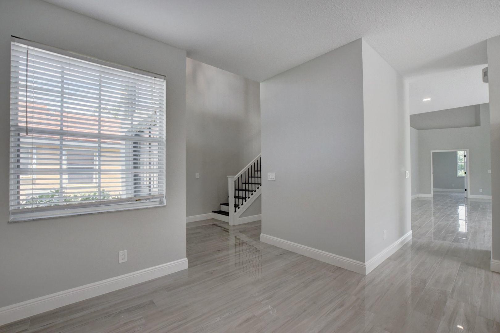 4/2.1 in Lakefield North & South at Lakefield North & Lakefield South