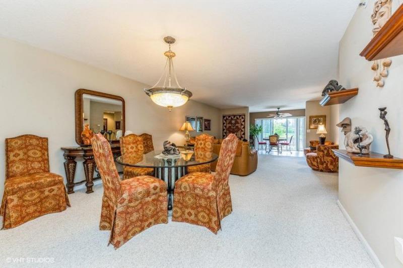 3/2 in Regal Shores at Coral Lakes for sale 259,000