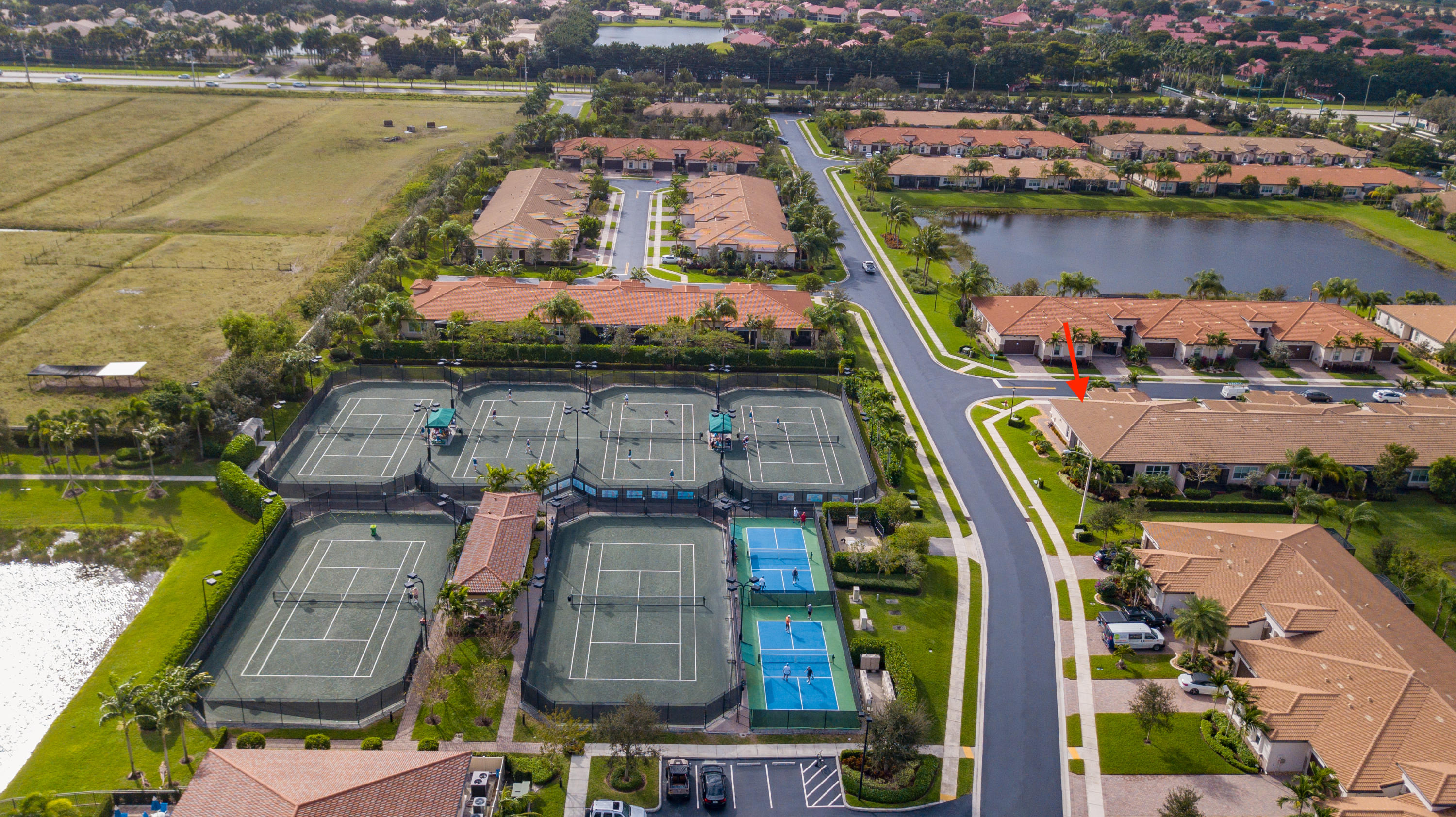 2/2 in Villaggio Reserve for sale 429,900