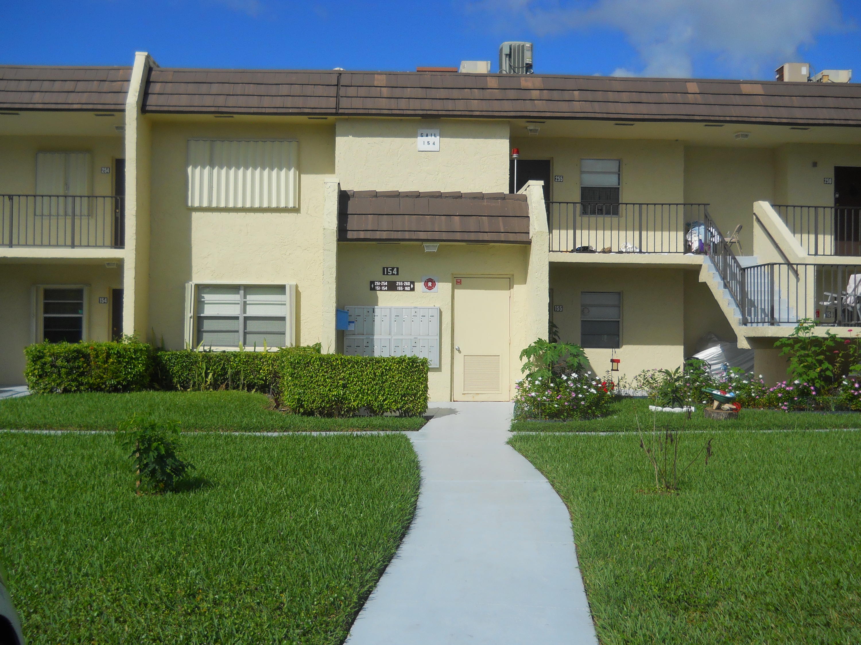 GOLDEN LAKES VILLAGE 35 properties for sale, West Palm Beach,33411 FL. Boca Agency Real Estate.