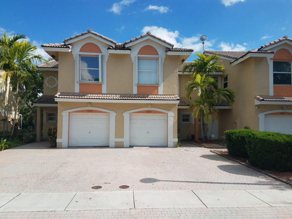 PINE BAY 2 properties for sale, Sunrise,33351 FL. Boca Agency Real