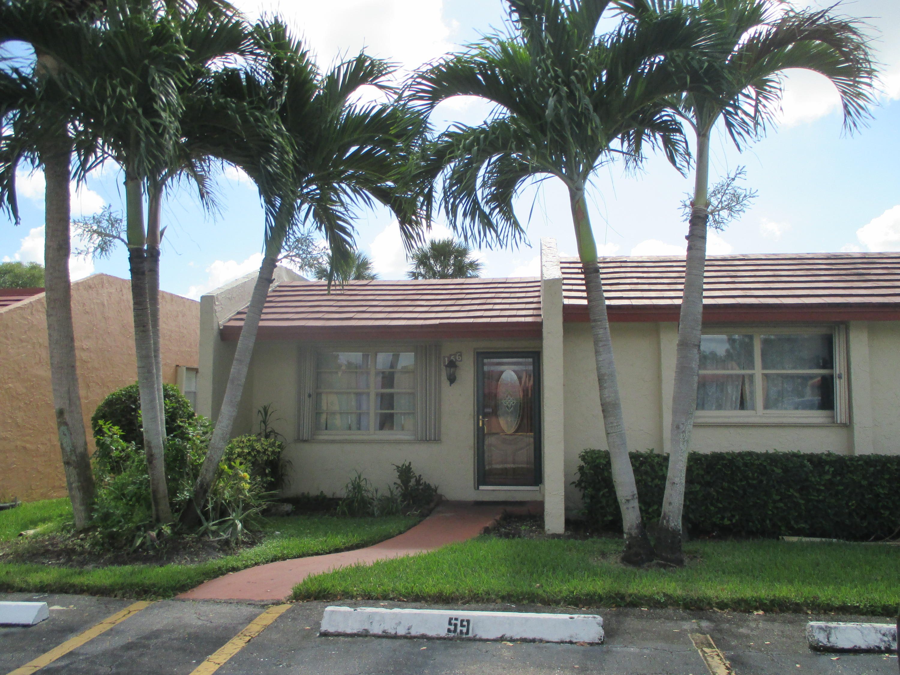 GOLDEN LAKES VILLAGEGOLDEN LAKES VILLAGE 9 properties for sale, West