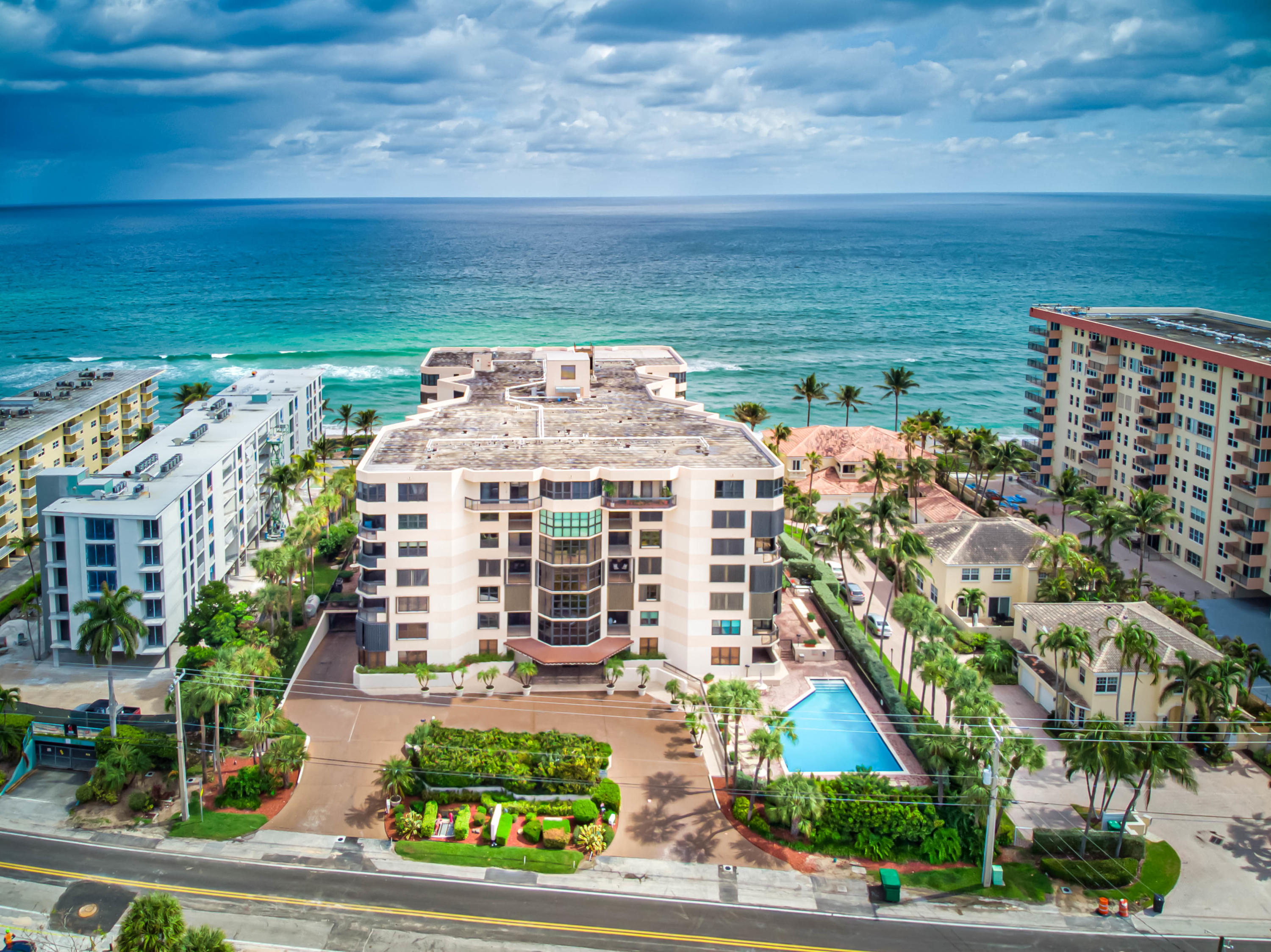Hillsboro Ocean Club 7 properties for sale, Hillsboro Beach,33062 FL. Boca Agency Real Estate.