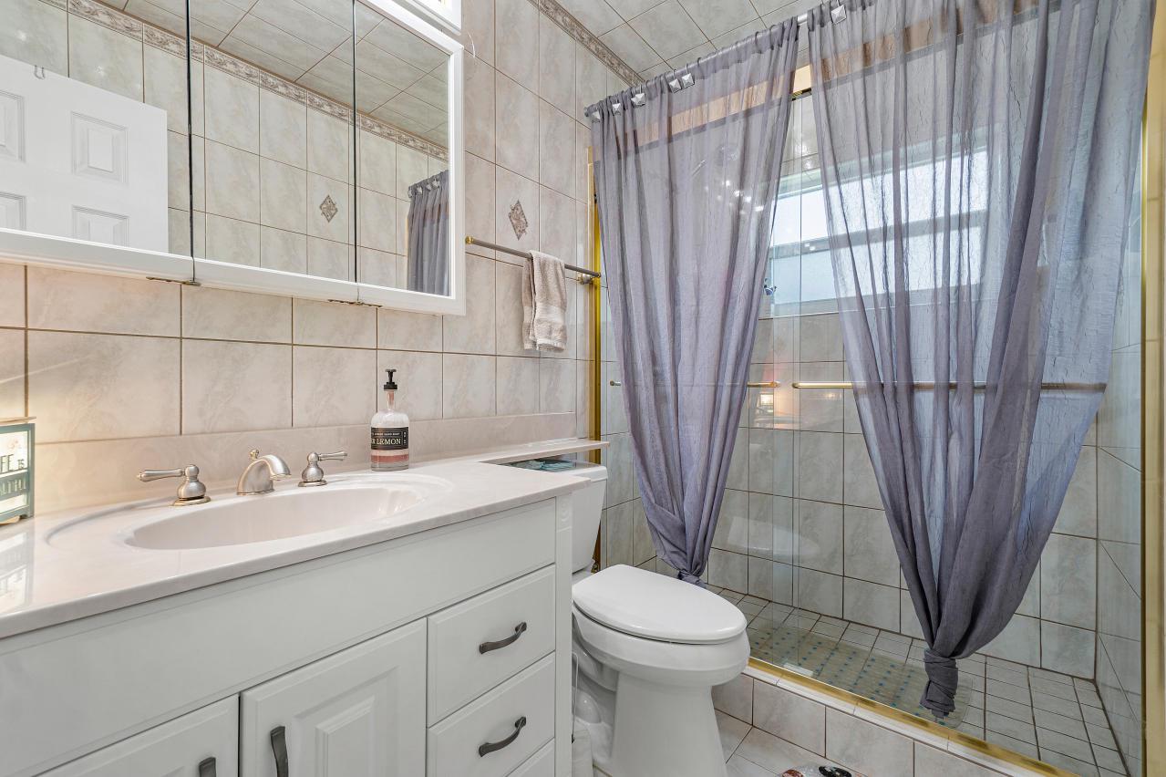 2/2 in Delray Villas I at Delray Villas for sale 174,900