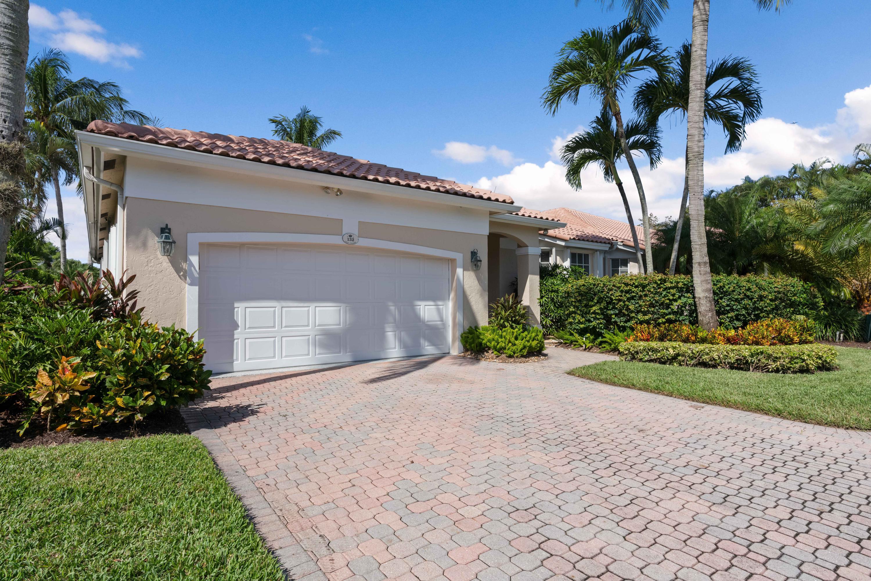 ADMIRALS COVE 38 properties for sale, Jupiter,33477 FL. Boca Agency